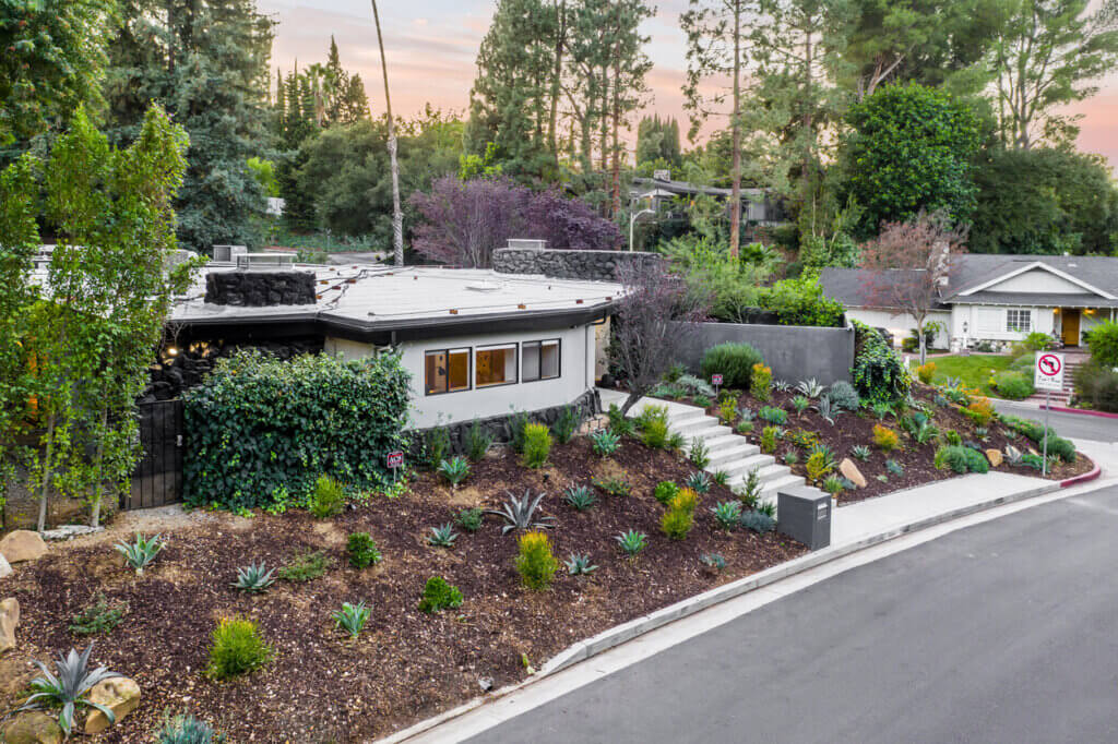 Eichler home in a suburban neighborhood