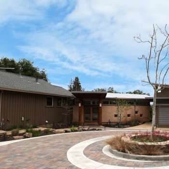 Armstrong Painting - exterior painting of brown bungalow