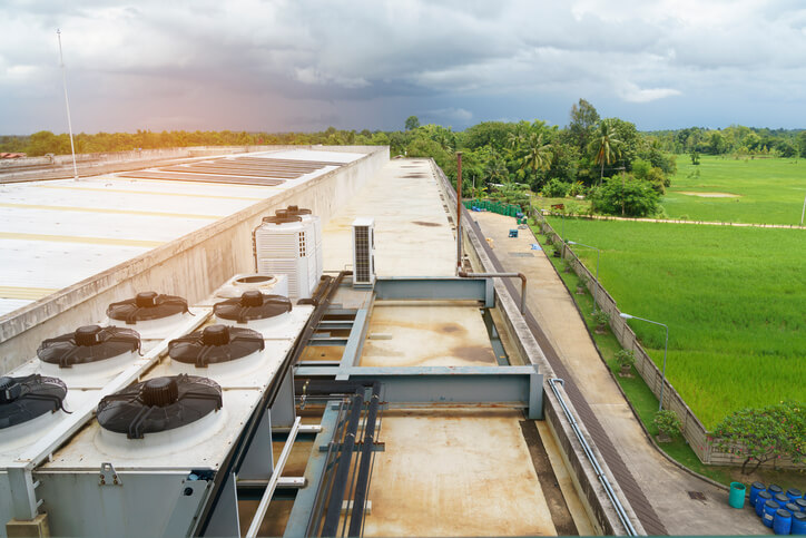 Why Foam Roofing is a Smart Investment for Flat Roof Commercial Buildings